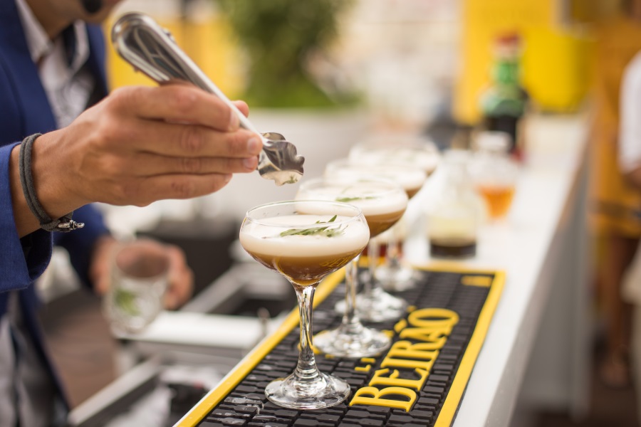 5 Places to Host An Intimate Cocktail Party