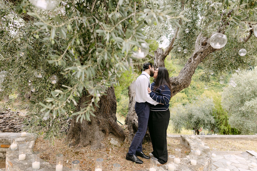 Bepsoke Proposals in Greece